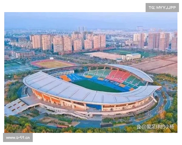 中超联赛主场赛事全景呈现体验主场激情澎湃时刻助威声浪中锁定胜局